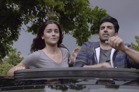'सड़क 2' के ट्रेलर पर टूट रहा है सुशांत के फैंस का गुस्सा, YouTube पर मिले लाखों Dislike 'सड़क 2' के ट्रेलर पर टूट रहा है सुशांत के फैंस का गुस्सा, YouTube पर मिले लाखों Dislike