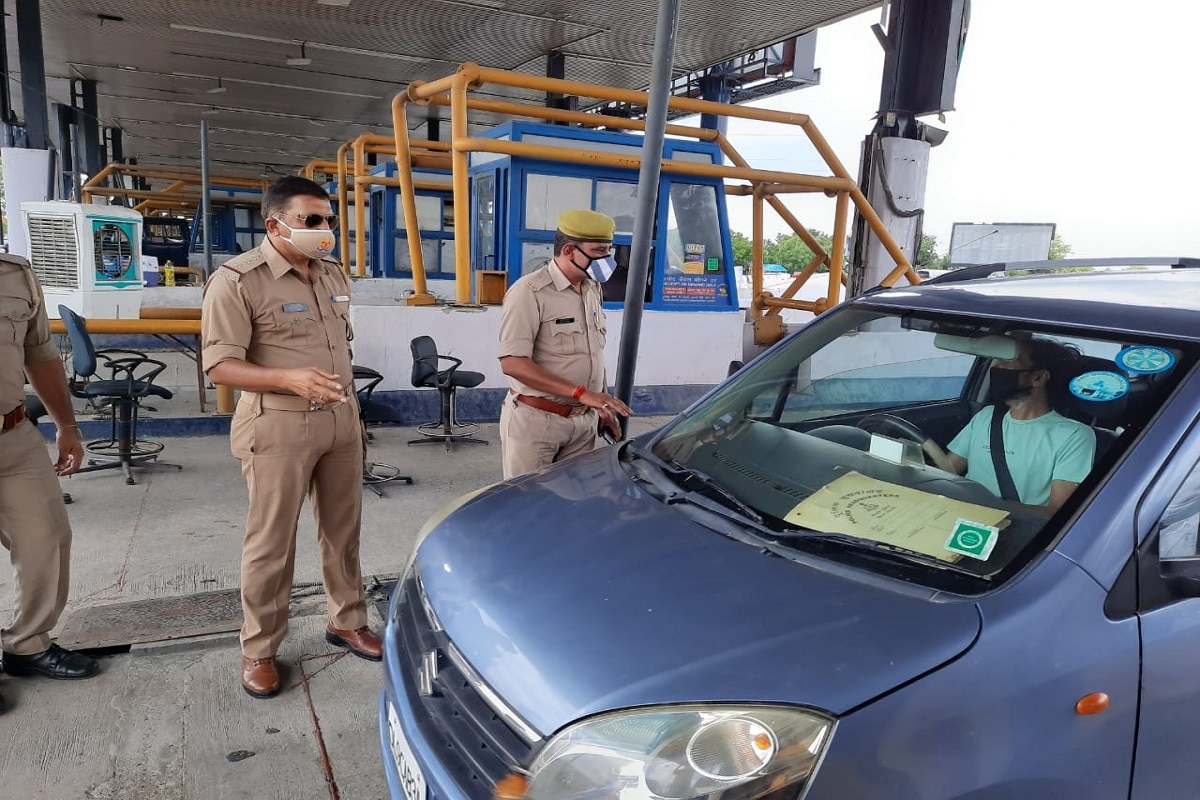 गुरुग्राम में निर्माणाधीन फ्लाईओवर का हिस्सा नीचे गिरा, हादसे से मचा हड़कंप