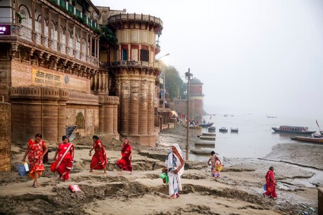 देश में बारिश के बाद बाढ़ ने मचाया तांडव, 11 राज्यों में अब तक 868 लोगों की मौत देश में बारिश के बाद बाढ़ ने मचाया तांडव, 11 राज्यों में अब तक 868 लोगों की मौत