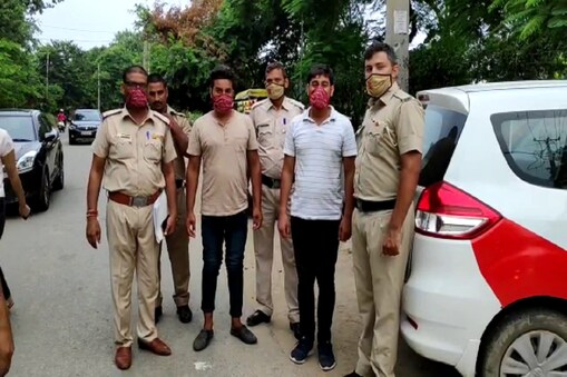 पुलिस गिरफ्त में आरोपी युववक पुलिस गिरफ्त में आरोपी युववक