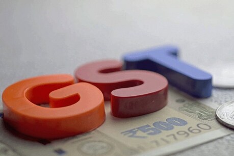 GST की वजह से टैक्स दरें घटीं, टैक्सपेयर्स की संख्या दोगुनी हुई- वित्त मंत्रालय GST की वजह से टैक्स दरें घटीं, टैक्सपेयर्स की संख्या दोगुनी हुई- वित्त मंत्रालय