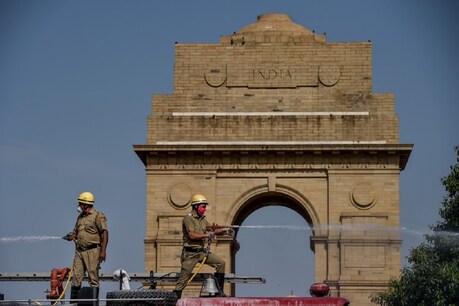Delhi Unlock 3 : होटल खोलने की मिली मंजूरी, जिम रहेंगे बंद, ट्रायल बेसिस पर होंगे साप्ताहिक बाजार Delhi Unlock 3 : होटल खोलने की मिली मंजूरी, जिम रहेंगे बंद, ट्रायल बेसिस पर होंगे साप्ताहिक बाजार