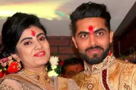 मास्क न पहनने पर महिला हेड कांस्टेबल से भिड़े रवींद्र जडेजा, अस्पताल में भर्ती पुलिसकर्मी! मास्क न पहनने पर महिला हेड कांस्टेबल से भिड़े रवींद्र जडेजा, अस्पताल में भर्ती पुलिसकर्मी!