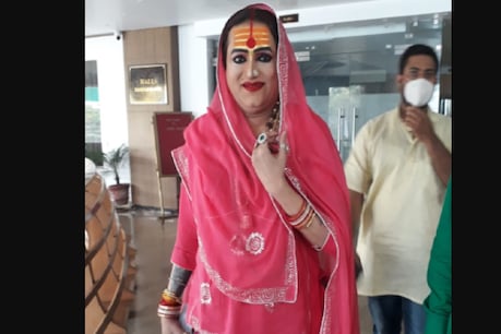 किन्नर अखाड़े ने भी अशोक सिंघल को भारत रत्न दिए जाने की मांग की, कहा- कारसेवकों पर दर्ज मुकदमे भी वापस हो किन्नर अखाड़े ने भी अशोक सिंघल को भारत रत्न दिए जाने की मांग की, कहा- कारसेवकों पर दर्ज मुकदमे भी वापस हो