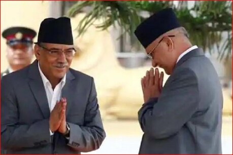 नेपाल में राजनीतिक हलचल, ओली और प्रचंड के बीच फिर हुई बातचीत नेपाल में राजनीतिक हलचल, ओली और प्रचंड के बीच फिर हुई बातचीत