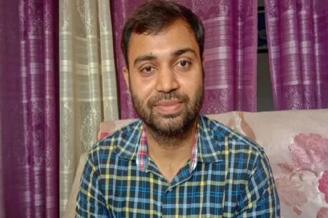 UPSC Civil Service Exam 2019: आईएएस टॉपर प्रदीप सिंह की जुबानी, जानिए किस फार्मूले से किया टॉप UPSC Civil Service Exam 2019: आईएएस टॉपर प्रदीप सिंह की जुबानी, जानिए किस फार्मूले से किया टॉप