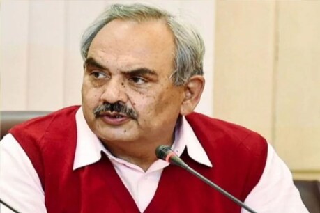 यूएस, पाकिस्तान, चीन देख रहे, इसलिए रक्षा रिपोर्ट अपलोड नहीं की: पूर्व CAG यूएस, पाकिस्तान, चीन देख रहे, इसलिए रक्षा रिपोर्ट अपलोड नहीं की: पूर्व CAG