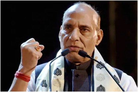 संसद में राजनाथ सिंह बोले- LAC पर चीन ने जुटाए सैनिक और गोला बारूद, पढ़ें 10 खास बातें संसद में राजनाथ सिंह बोले- LAC पर चीन ने जुटाए सैनिक और गोला बारूद, पढ़ें 10 खास बातें