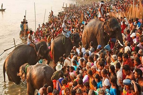 छपरा: सांकृत्यायन की कर्मभूमि और विश्व प्रसिद्ध सोनपुर मेला से होती है इस जगह की पहचान छपरा: सांकृत्यायन की कर्मभूमि और विश्व प्रसिद्ध सोनपुर मेला से होती है इस जगह की पहचान