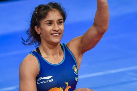 ओलंपिक में खाई चोट से किया मुकाबला, अब खेल रत्न की दौड़ में, जानें कौन हैं विनेश फोगाट ओलंपिक में खाई चोट से किया मुकाबला, अब खेल रत्न की दौड़ में, जानें कौन हैं विनेश फोगाट