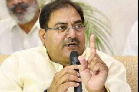 किसानों पर लाठीचार्ज की जांच की मांग कर ड्रामा कर रही हरियाणा सरकार- अभय चौटाला किसानों पर लाठीचार्ज की जांच की मांग कर ड्रामा कर रही हरियाणा सरकार- अभय चौटाला