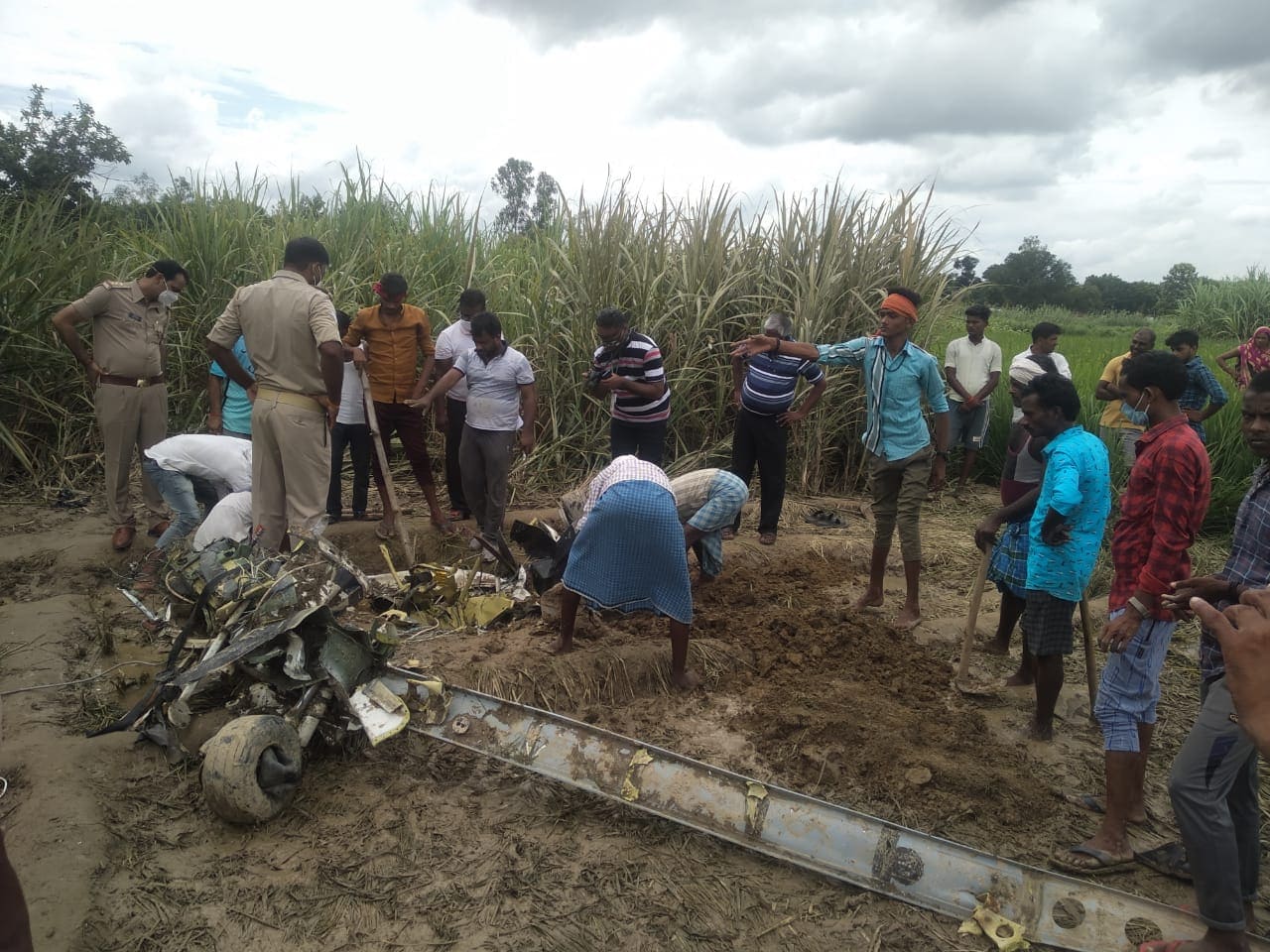 Azamgarh plane Crash, Azamgarh plane Crash case, Aircraft accident Investigation Burea, Azamgarh plane Crash case update, Azamgarh plane Crash case update, आजमगढ़ प्लेन क्रैश जांच, आजमगढ़ में प्लेन क्रैश, यूपी में विमान हादसा