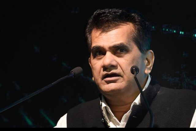 जानिए कैसी होगी PLI स्कीम की रुपरेखा, अमिताभ कांत ने दी जानकारी जानिए कैसी होगी PLI स्कीम की रुपरेखा, अमिताभ कांत ने दी जानकारी