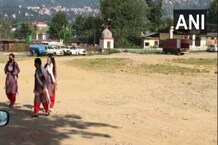 हिमाचल प्रदेश: तस्वीरों में देखें स्कूल खुलने के बाद छात्रों की बढ़ी चहलकदमी, विद्यालय हुए गुलजार