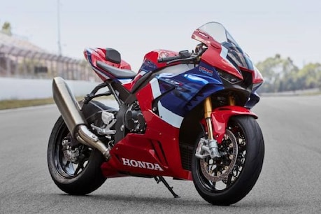 30 सितंबर को लॉन्च होगी Honda की नई प्रीमियम बाइक! देगी रॉयल एनफील्ड को टक्कर 30 सितंबर को लॉन्च होगी Honda की नई प्रीमियम बाइक! देगी रॉयल एनफील्ड को टक्कर