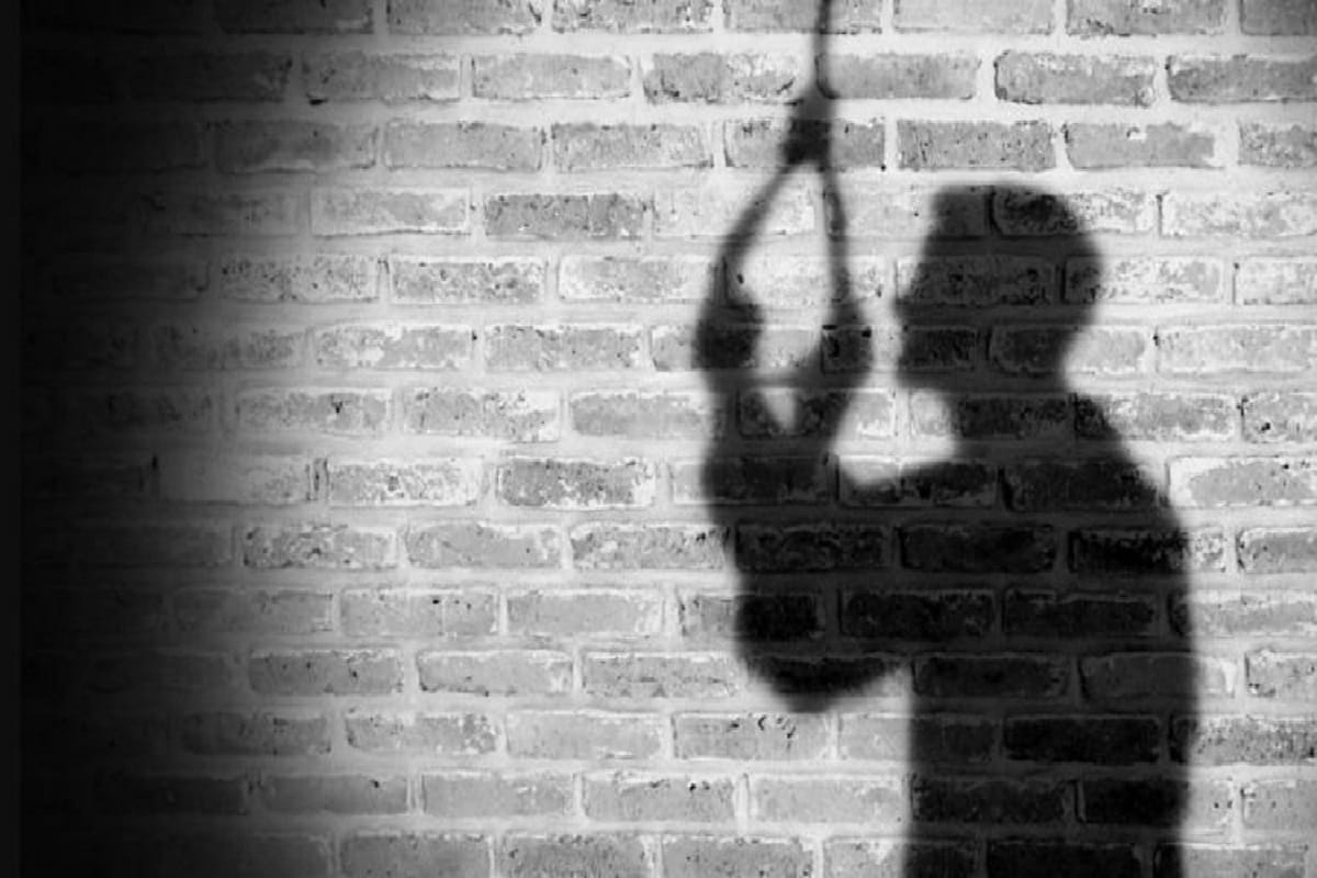 न्यायिक मजिस्ट्रेट की कोर्ट में कार्यरत स्टेनोग्राफर ने की आत्महत्या