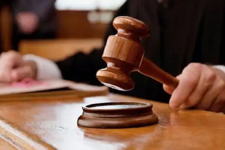 देश में मौजूदा और पूर्व सांसद-विधायकों के खिलाफ चल रहे 4442 मुकदमे, यूपी में सर्वाधिक देश में मौजूदा और पूर्व सांसद-विधायकों के खिलाफ चल रहे 4442 मुकदमे, यूपी में सर्वाधिक