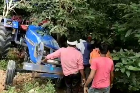 बेकाबू ट्रैक्टर पलटने से 5 की मौत
