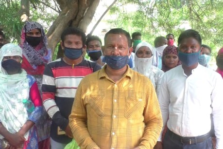 झारखंड: सामूहिक अवकाश पर जाएंगे 2500 सहायक पुलिसकर्मी, रघुवर सरकार के वादे को पूरा नहीं कर रही हेमंत सरकार झारखंड: सामूहिक अवकाश पर जाएंगे 2500 सहायक पुलिसकर्मी, रघुवर सरकार के वादे को पूरा नहीं कर रही हेमंत सरकार