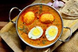 Egg Curry Recipe: अंडा करी और पराठे के साथ लें IPL देखते हुए डिनर का मजा