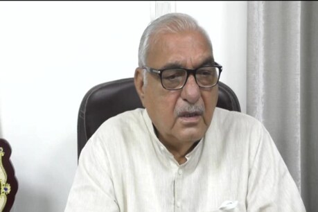 Ex CM भूपेंद्र सिंह हुड्डा का खट्टर सरकार से सवाल, बेरोजगारी में हरियाणा नंबर-1 कैसे बना? Ex CM भूपेंद्र सिंह हुड्डा का खट्टर सरकार से सवाल, बेरोजगारी में हरियाणा नंबर-1 कैसे बना?