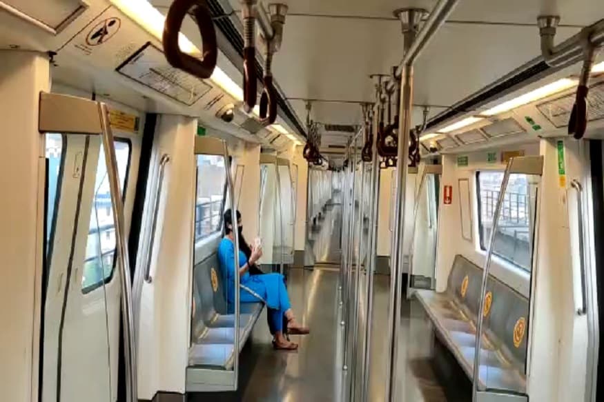 delhi metro update, delhi metro people reaction, delhi metro latest guidelines in hindi, delhi metro hindi news, delhi metro guidelines, delhi metro coronavirus precautions, Delhi Metro, delhi metro rules after lockdown, delhi metro rules and regulations, delhi metro new rules, delhi metro rules in hindi, Delhi Metro starts, Delhi Metro operation resume, Metro resume, दिल्ली मेट्रो, दिल्ली मेट्रो शुरू, मेट्रो सेवा, दिल्ली मेट्रो, मेट्रो, मेट्रो न्यूज, दिल्ली मेट्रो, दिल्ली मेट्रो आज से शुरू, आज से मेट्रो शुरू, लखनऊ मेट्रो, बेंगलुरु मेट्रो, येलो लाइन, दिल्ली मेट्रो लेटेस्ट न्यूज, दिल्ली मेट्रो नियम, दिल्ली मेट्रो गाइडलाइन, लखनऊ मेट्रो नियम, दिल्ली मेट्रो, दिल्ली मेट्रो शुरू, मेट्रो शुरू, दिल्ली मेट्रो आज से शुरू, दिल्ली मेट्रो नियम, दिल्ली मेट्रो गाइडलाइन, मेट्रो यात्रा गाइडलाइन, दिल्ली मेट्रो न्यूज, दिल्ली मेट्रोमेट्रो के अंदर ज्यातार सीट खाली ही रहा.