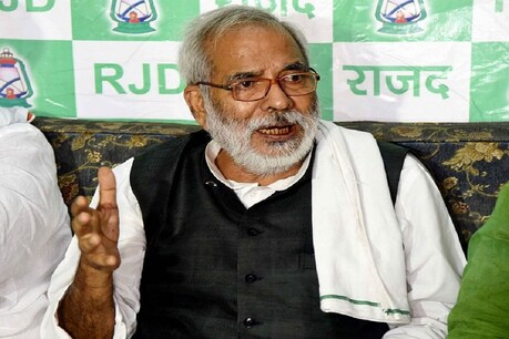 धोती-कुर्ता-गमछा और गंवई अंदाज, इन 5 बातों के लिए सदा यादों में जिंदा रहेंगे 'रघुवंश बाबू' धोती-कुर्ता-गमछा और गंवई अंदाज, इन 5 बातों के लिए सदा यादों में जिंदा रहेंगे 'रघुवंश बाबू'