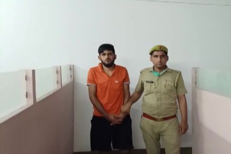 आरोपी शख्स को गाजियाबाद पुलिस ने रोहतक से गिरफ्तार किया है. (ANI)