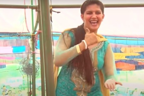 Jabar Bharota पर सपना चौधरी के डांस ने फैंस पर किया जादू, 9 करोड़ बार देखा गया VIDEO Jabar Bharota पर सपना चौधरी के डांस ने फैंस पर किया जादू, 9 करोड़ बार देखा गया VIDEO