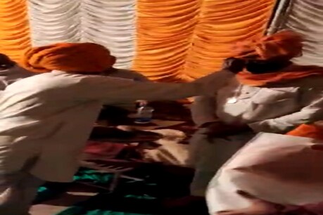 चंदन सिंह बीजेपी के वरिष्ठ सदस्य थे और दौलतपुरा गांव के ही रहने वाले थे.