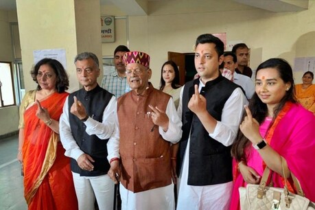 मंडी में सुखराम परिवार. (FILE PHOTO)