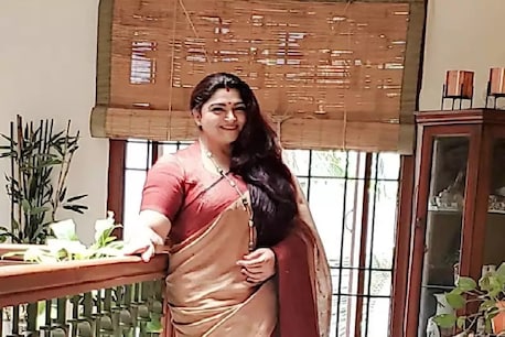 खुशबू सुंदर ने कांग्रेस का हाथ छोड़कर भारतीय जनता पार्टी ज्वॉइन की है.