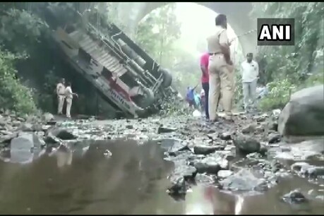 घटनास्थल पर राहत और बचाव का काम जारी है.