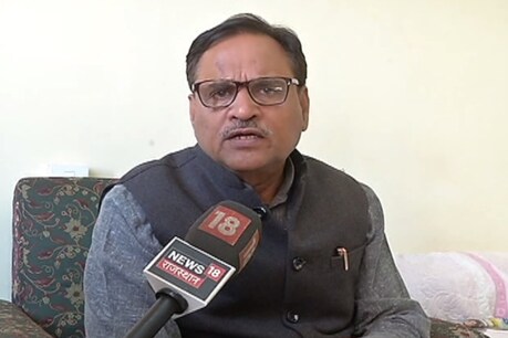 जोशी ने दावा किया है कि कांग्रेस सरकार ने शहरों में विकास के बहुत से काम करवाये हैं. इसका पार्टी को निगम चुनावों में फायदा मिलेगा.