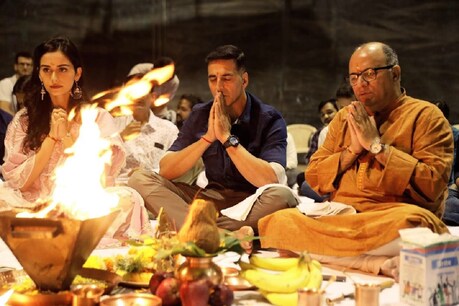 अक्षय कुमार ने शुरू की संजय दत्त स्टारर फिल्म 'पृथ्वीराज' की शूटिंग, मानुषी कर रही हैं डेब्यू अक्षय कुमार ने शुरू की संजय दत्त स्टारर फिल्म 'पृथ्वीराज' की शूटिंग, मानुषी कर रही हैं डेब्यू