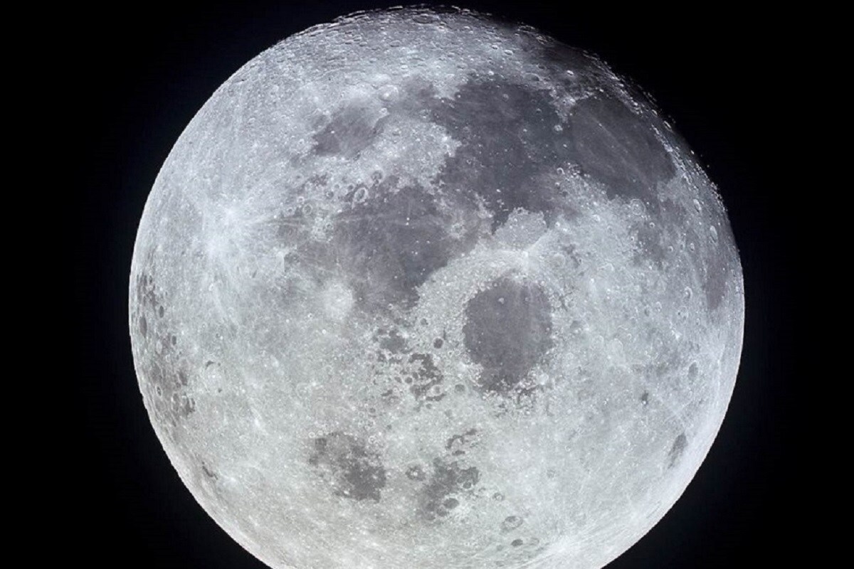 Moon, Earth, far side of moon near side of moon, volcano, Maria