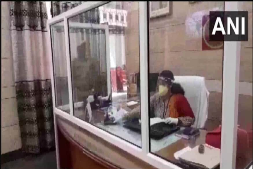 डीएम सौम्या पांडेय 