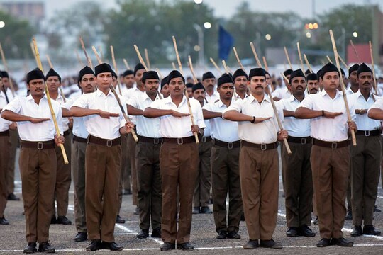आरएसएस के पदाधिकारी ने कहा कि समाज नागरिक संहिता पर बहस होनी चाहिए.
