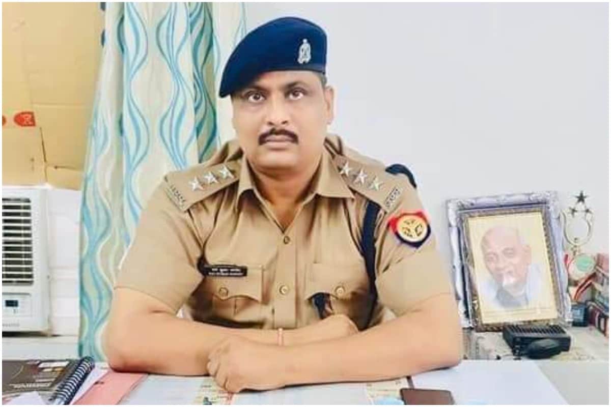 UP में पुलिस अधिकारी को भी सता रहा अपनी जान का 'खतरा', DSP ने सीएम योगी से लगाई जान बचाने की गुहार | mahoba - News in Hindi - हिंदी न्यूज़, समाचार,
