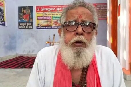 लव जिहाद की शिकार हुई लड़कियों की अपने धर्म में वापसी कराए सरकार (File photo)