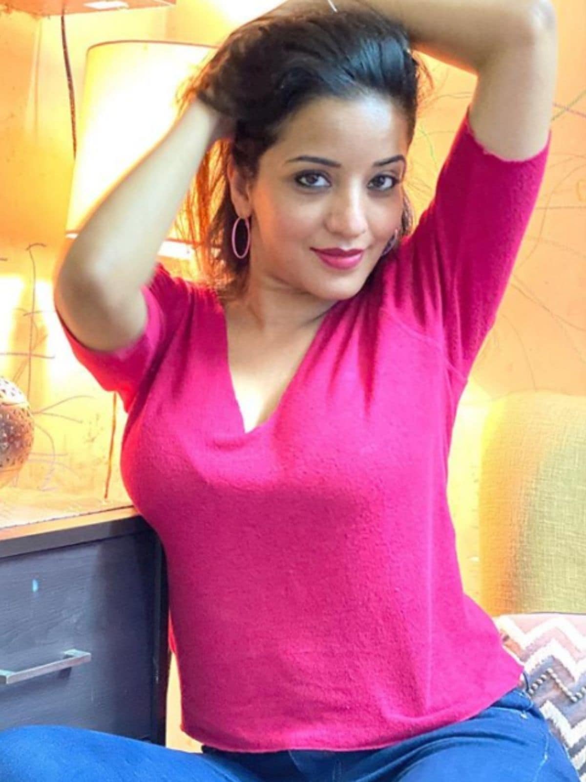 Bhojpuri Actress Monalisa Photo
