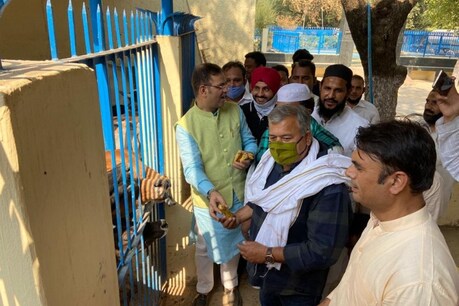 पीपल बाबा ने कहा कि जीवन के सबसे अहम लक्ष्य देश में हरियाली क्रांति लाना है. उन्होंने कहा- जैन हो, सिख हो हिन्दू या मुसलमान हम सभी मिलकर बनाएंगे हरा - भरा हिंदुस्तान.