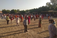 Panchayat Election 2020: दूसरे चरण में मतदान के लिए उमड़ी भीड़, तस्वीरों में देखे लोगों का उत्साह