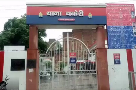 कानपुर पुलिस ने आईपीएल में सट्टा लगाने वाले दो सटोरियों को गिरफ्तार किया है.