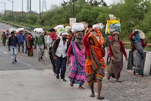 कोरोना की मार और पैसों की किल्लत, खाली हाथ खाड़ी देशों से केरल लौट रहे कामगार