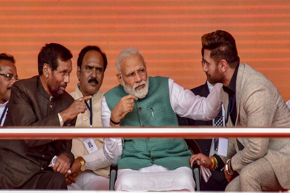 bihar election, Chirag Paswan, CM Nitish Kumar, bihar NDA, bjp-jdu, BJP, jdu, LJP, Bihar Assembly Election 2020, Voting and Result Dates, Bihar Assembly Election, Bihar Assembly Elections, Bihar election, bihar chunav, बिहार चुनाव, नीतीश कुमार, चिराग पासवान, एलजेपी, पीएम मोदी, अमित शाह, बिहार चुनाव 2020, जेडीयू, आरजेडी, बीजेपी, सुशील मोदी,