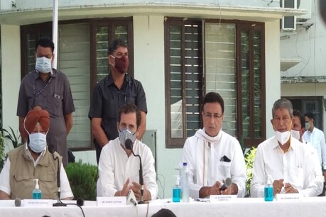 पंजाब में प्रेस वार्ता के दौरान कांग्रेस नेता राहुल गांधी. तस्वीर- राहुल गांधी