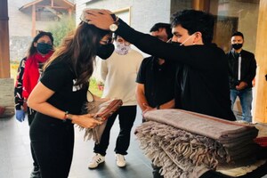 PHOTOS: शूटिंग के लिए कुल्लू पहुंचे रणबीर कपूर और शिल्पा शेट्टी, 1 महीने तक होगा 'हंगामा'