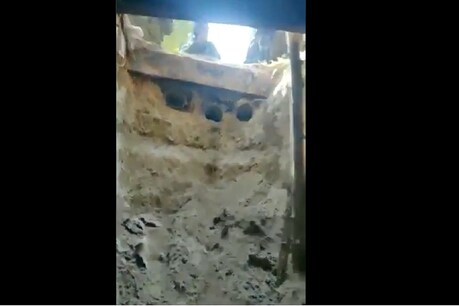 जम्मू-कश्मीर: सुरक्षाबलों ने आतंकी ठिकाने का भंडाफोड़ किया