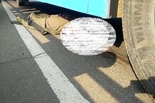 PHOTOS: स्कूटी पर जा रही युवती बस की टक्कर से सड़क पर गिरी, टायर के नीचे आने से मौत